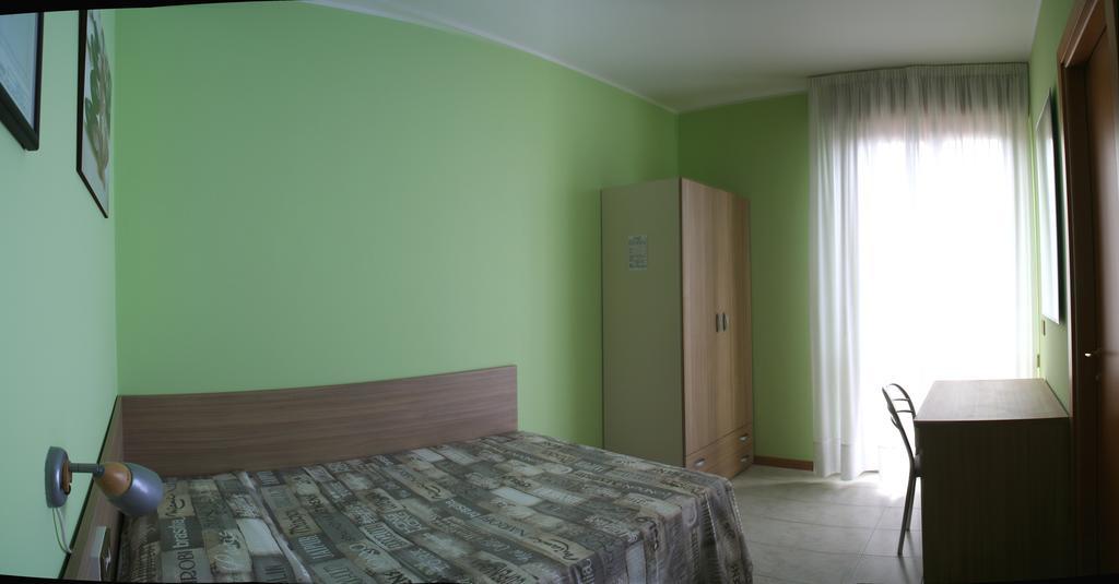 Albergo Esperia Tabiano Terme Oda fotoğraf