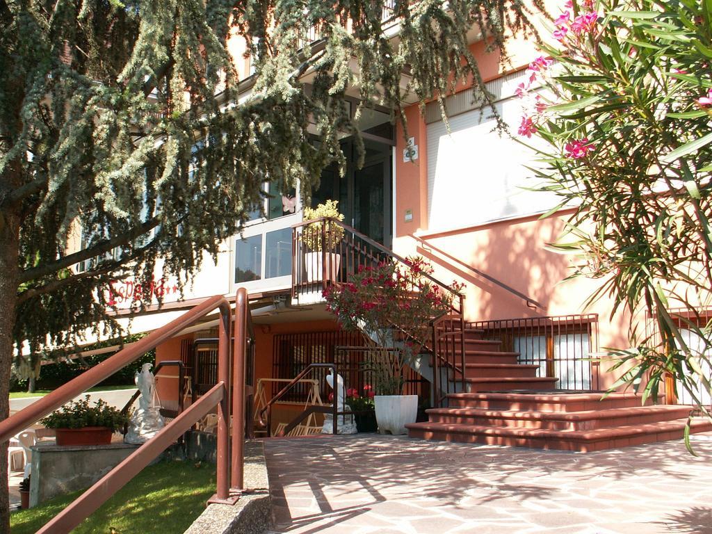 Albergo Esperia Tabiano Terme Dış mekan fotoğraf