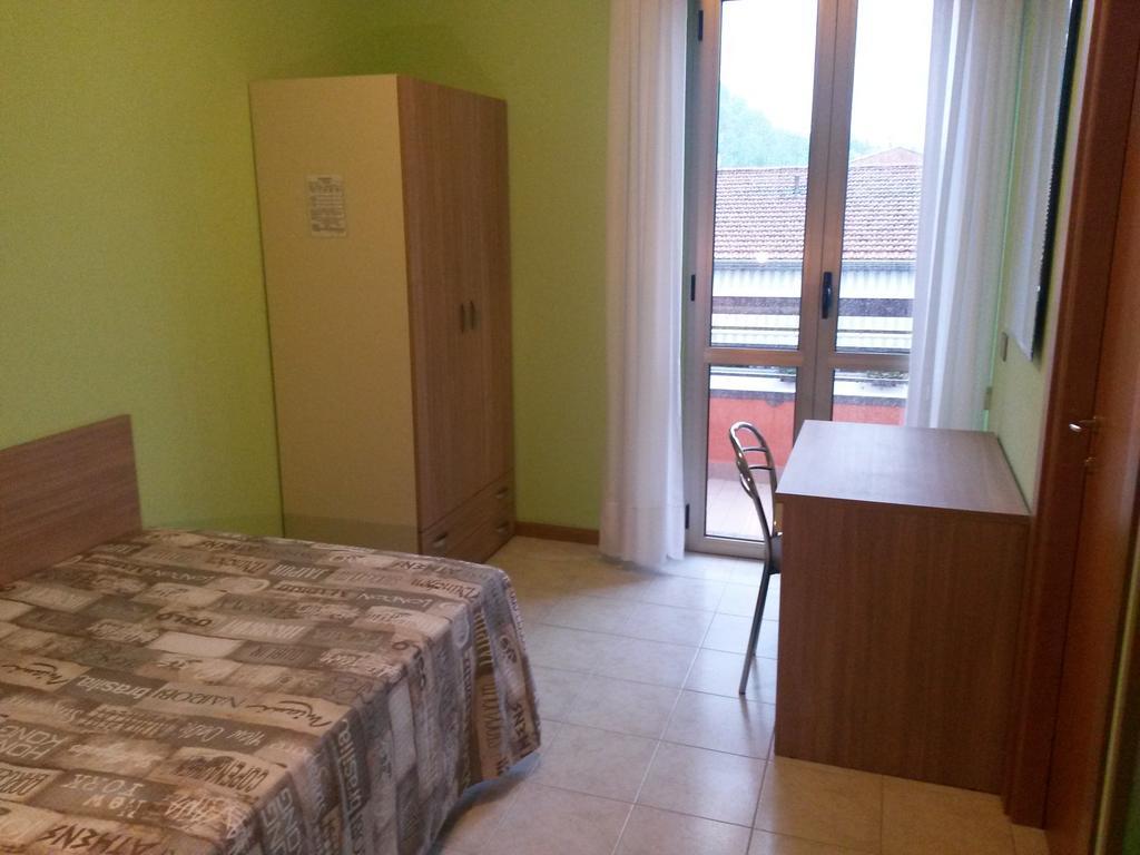 Albergo Esperia Tabiano Terme Oda fotoğraf